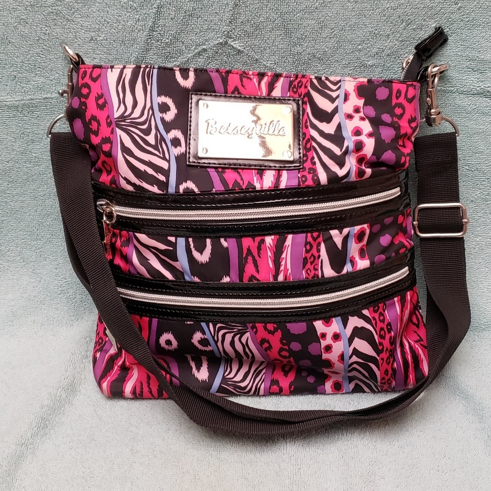 Betsey Johnson Betseyville Crossbody Bag